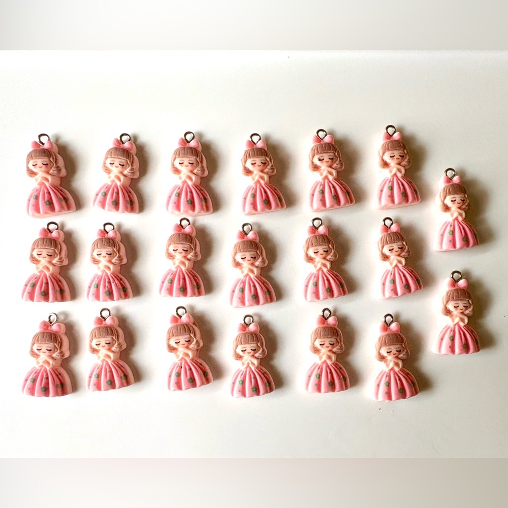 Girl pink dress charms - Lot of 20 pieces